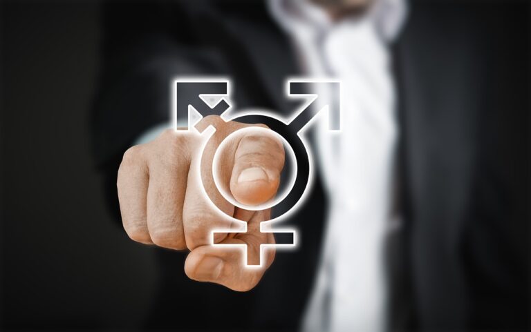 turn on, switch off, inter-sexuality, intersex, gender, role, energy, power, businessman, home, house, intelligent, networked, control, check, taxes, wifi, button, automation, things, internet, interface, digital, digitization, technology, hand, touch, finger, man, theme, issue, truth, character, future, collaboration, stud, gender, gender, gender, gender, gender